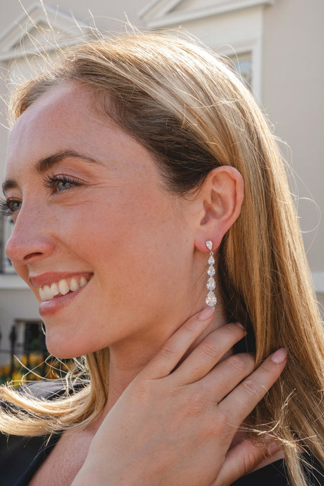 RHODIUM PLATED CUBIC ZIRCONIA EARRINGS E1872