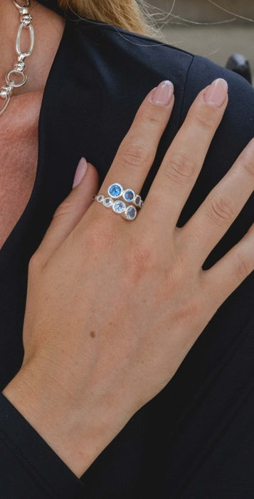 SILVER PLATED ADJUSTABLE SIZE RING WITH CUBIC ZIRCONIA STONES R1883BLUE
