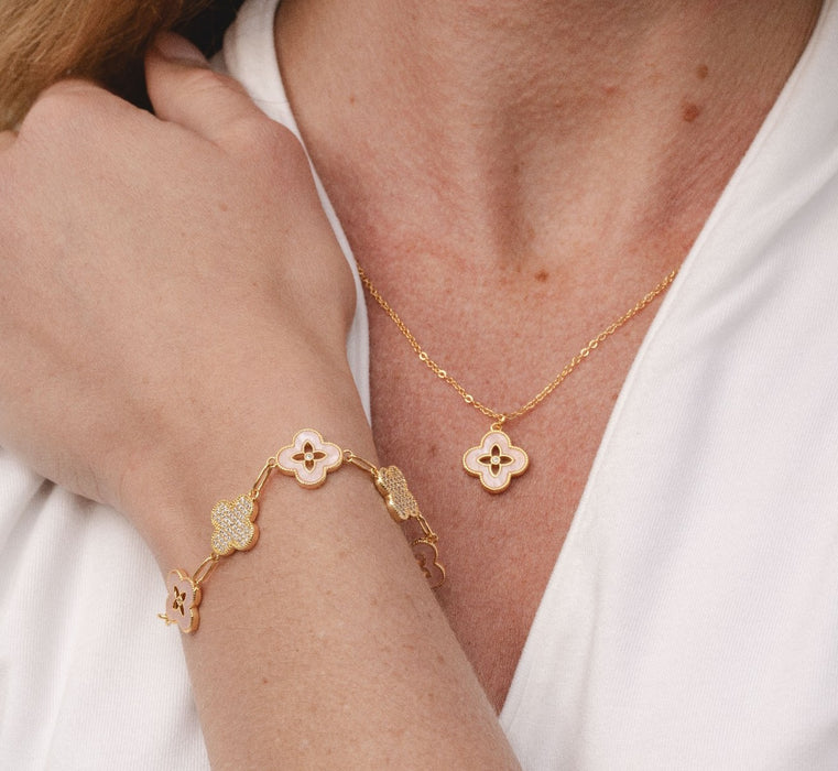 18K GOLD PLATED BRACELET WITH MOTHER OF PEARL AND  A FREE GIFT BOX.