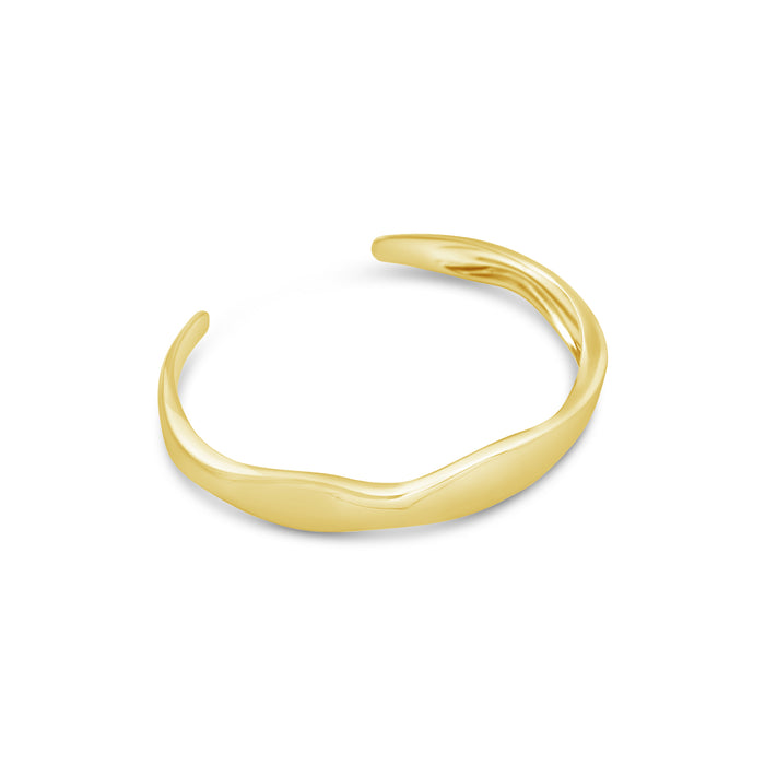 18K GOLD PLATED BRACELET WITH A FREE GIFT BOX.