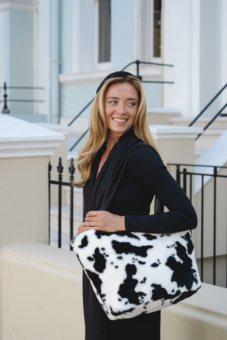 BAG21BLACKCOWPRINT