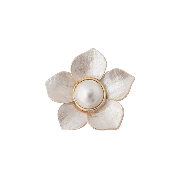 MAGNETIC  BROOCH BR17 WITH A FREE GIFT BOX.