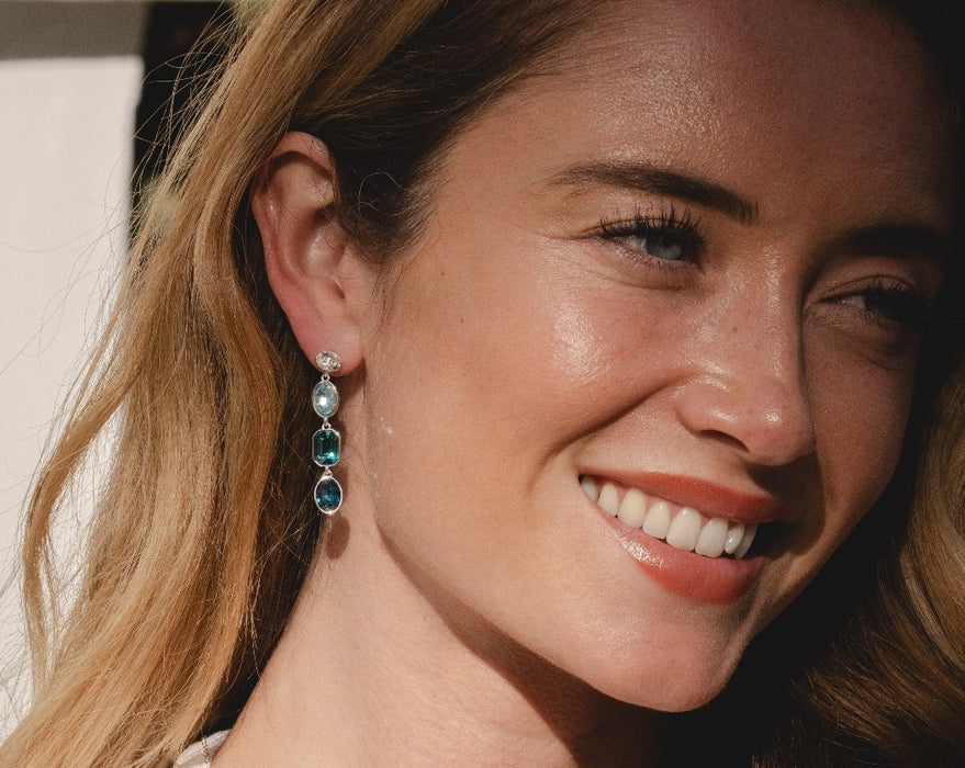 SILVER PLATED EARRINGS .WITH A FREE GIFT BOX.E2024AQUA