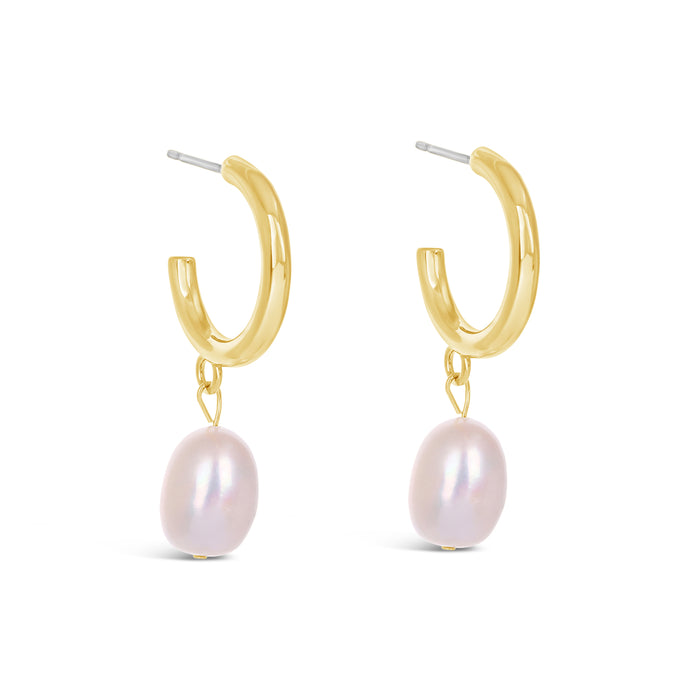 14k GOLD  PLATED FRESHWATER PEARL EARRINGS   E2151 WITH A FREE GIFT BOX