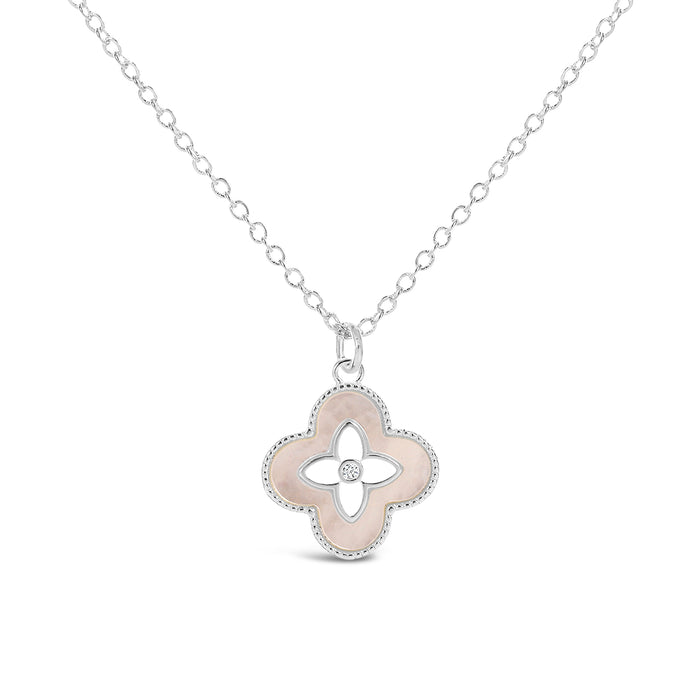 SILVER PLATED NECKLACE WITH MOTHER OF PEARL.WITH A FREE GIFT BOX.N1631SILVER