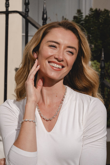 SILVER PLATED NECKLACEWITH A FREE GIFT BOX.N2037SILVER